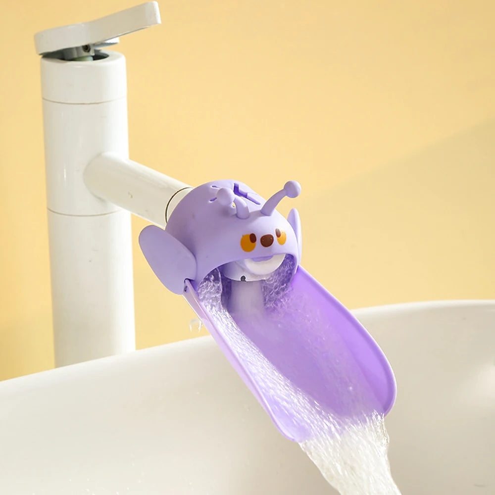 Anti-Splash Kitchen Faucet Extender - Flexible Water Deflector for Sink, Easy Snap-On Install, Stops Splashes Instantly