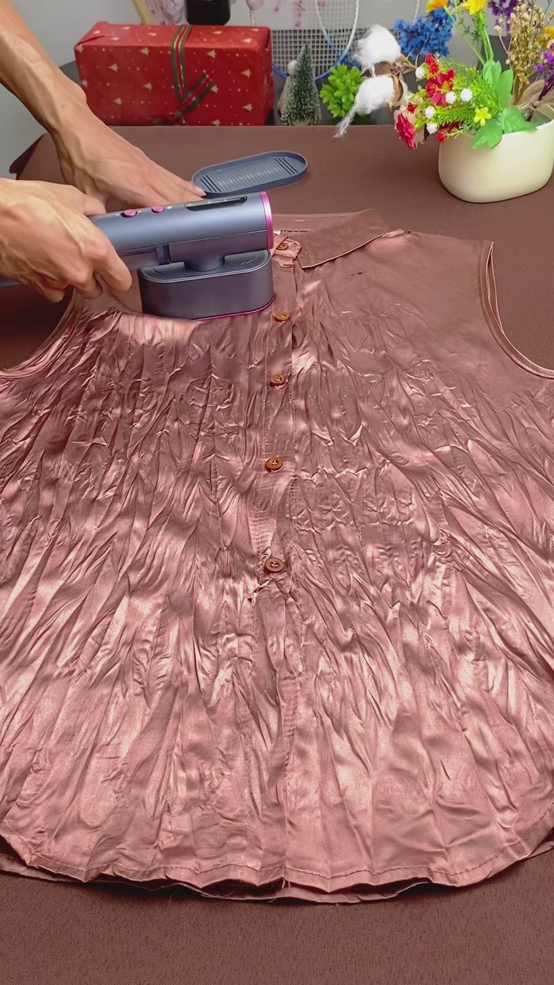 Garment Steamer — Portable, Handheld, Fast Heating, Wrinkle Remover, Travel Size — demo video