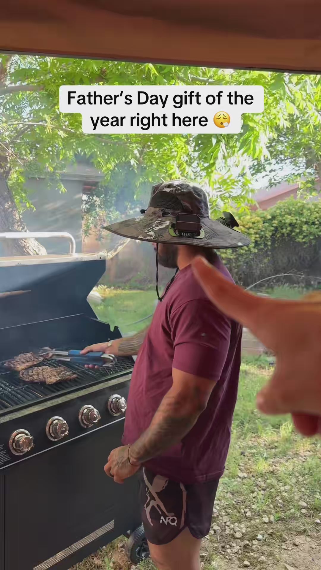 Solar Hat — Cooling Fan, Adjustable, Wide Brim, Portable, UV Protection — demo video